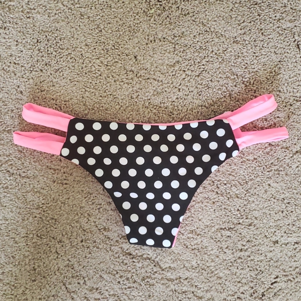 Dollboxx bikini bottoms